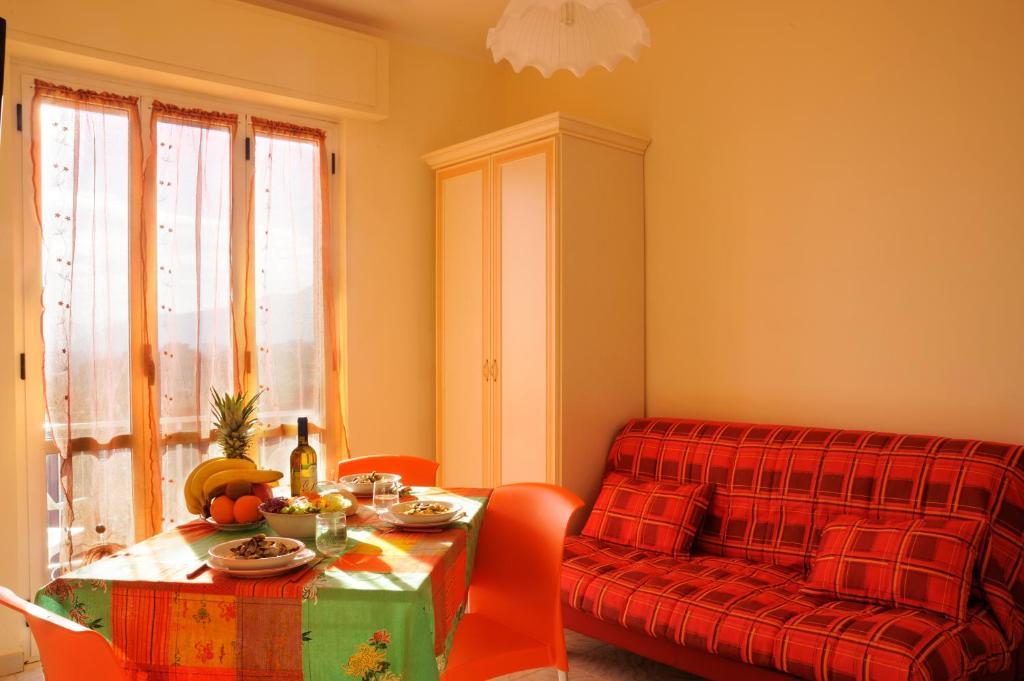 Residence Bellevue Apartments Pietra Ligure Room photo