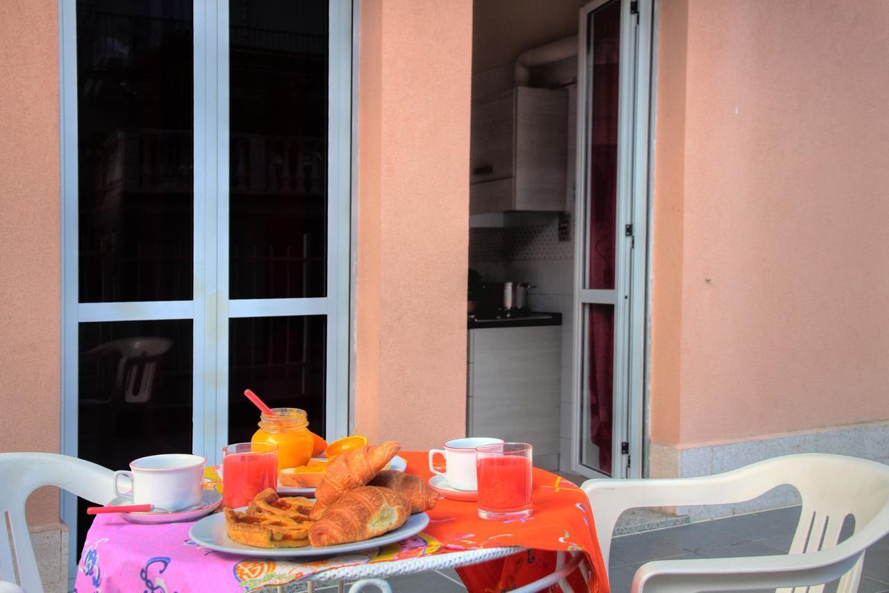 Residence Bellevue Apartments Pietra Ligure Exterior photo