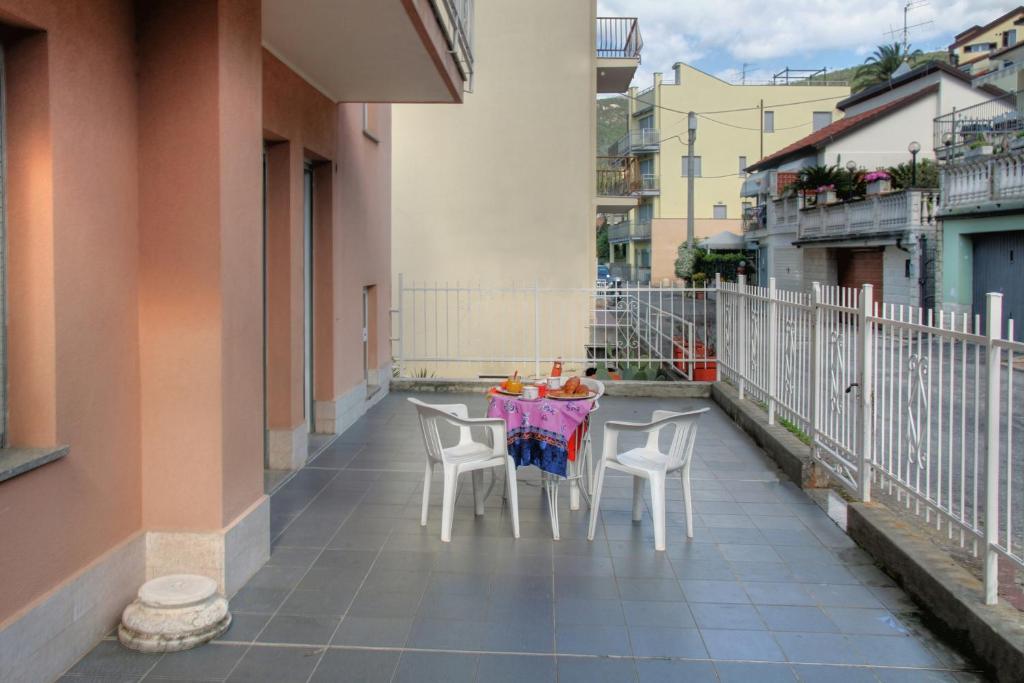 Residence Bellevue Apartments Pietra Ligure Room photo