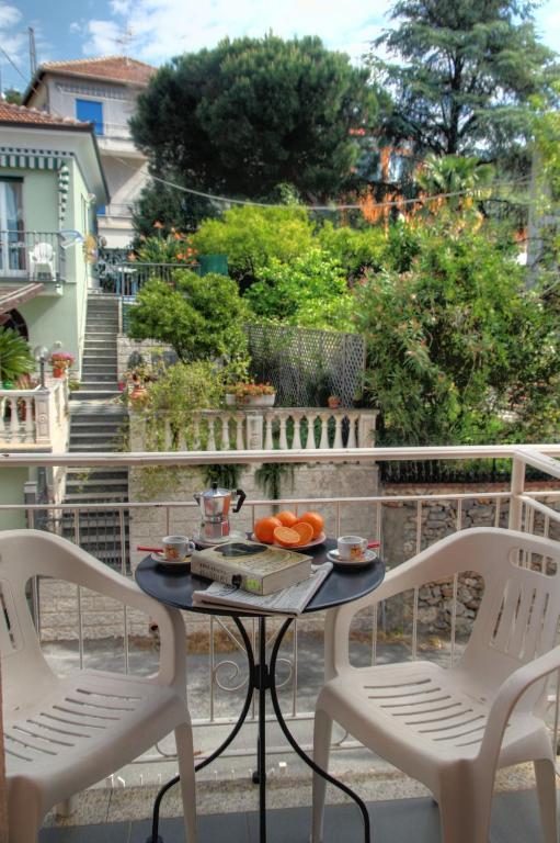 Residence Bellevue Apartments Pietra Ligure Exterior photo